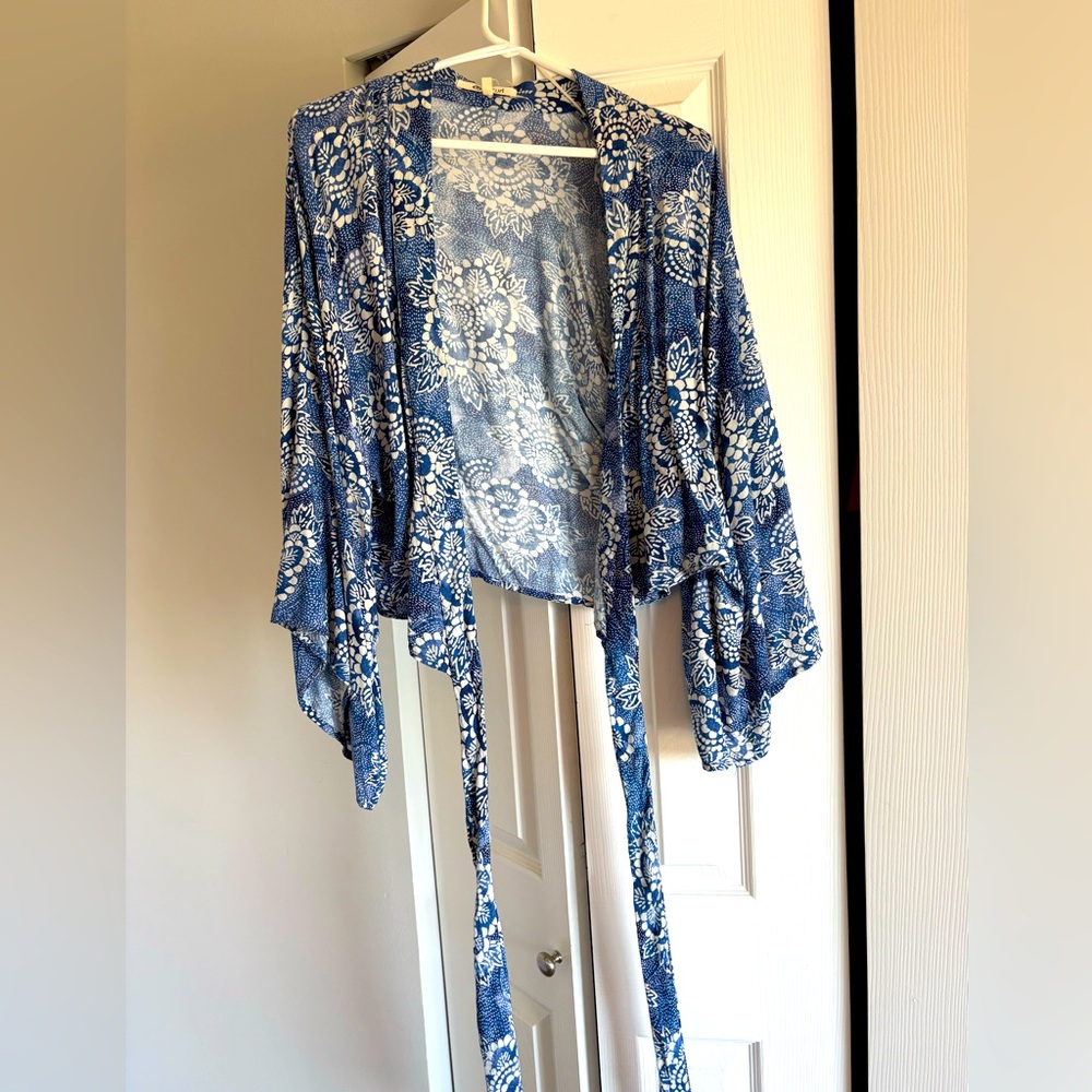 Rip Curl Blue Floral Kimono